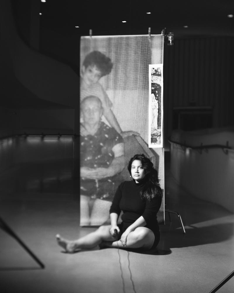 Sammie-Correa-Innovate-Grant_MotherandHerThreeDaughters