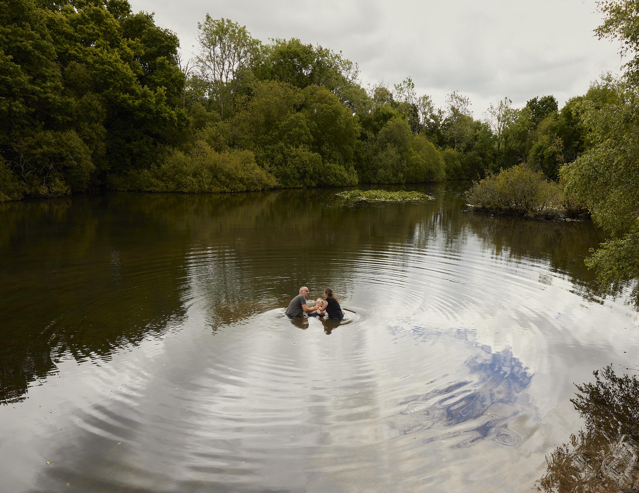 ringwood , christchurch baptist church, mandy being baptised