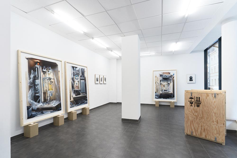 20260208_INSTALLATIONVIEWS_MBOOKS__DSC1110