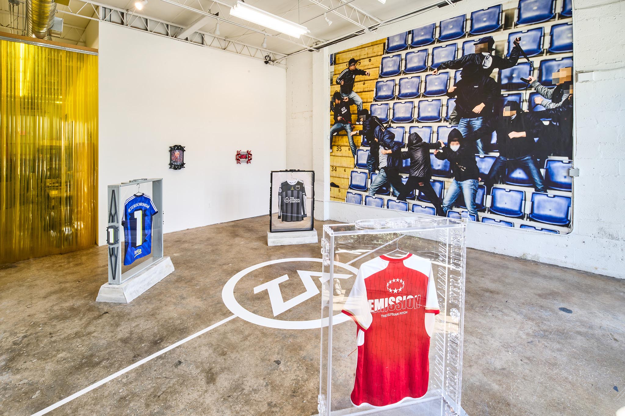 INSIGNIAS-INSTALLATION-VIEW-Innovate-Grant-Diego Gabaldon