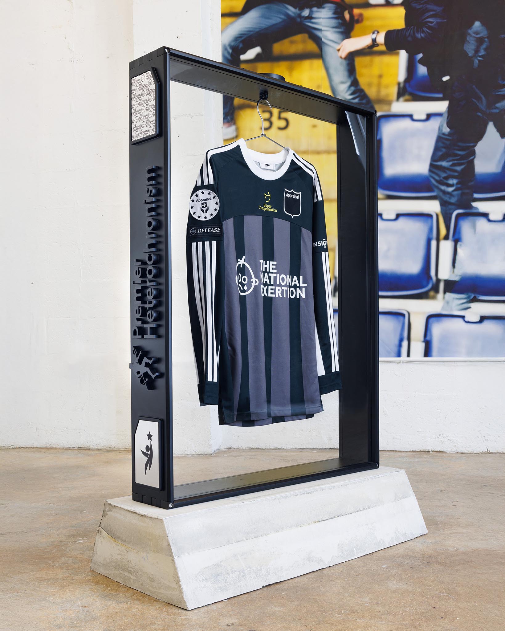 National-Exertion-Kit-Case-Innovate-Grant-Diego Gabaldon